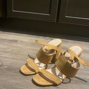 Forever 21 velvet tan wedges